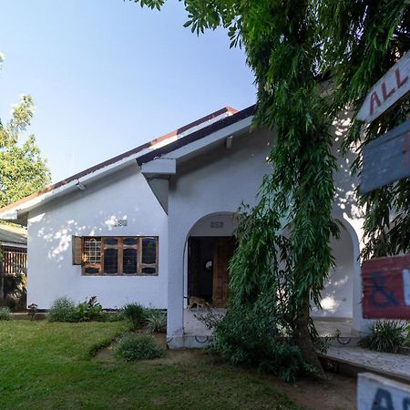 Safari Adventures-House Bed & Breakfast อารูชา ภายนอก รูปภาพ