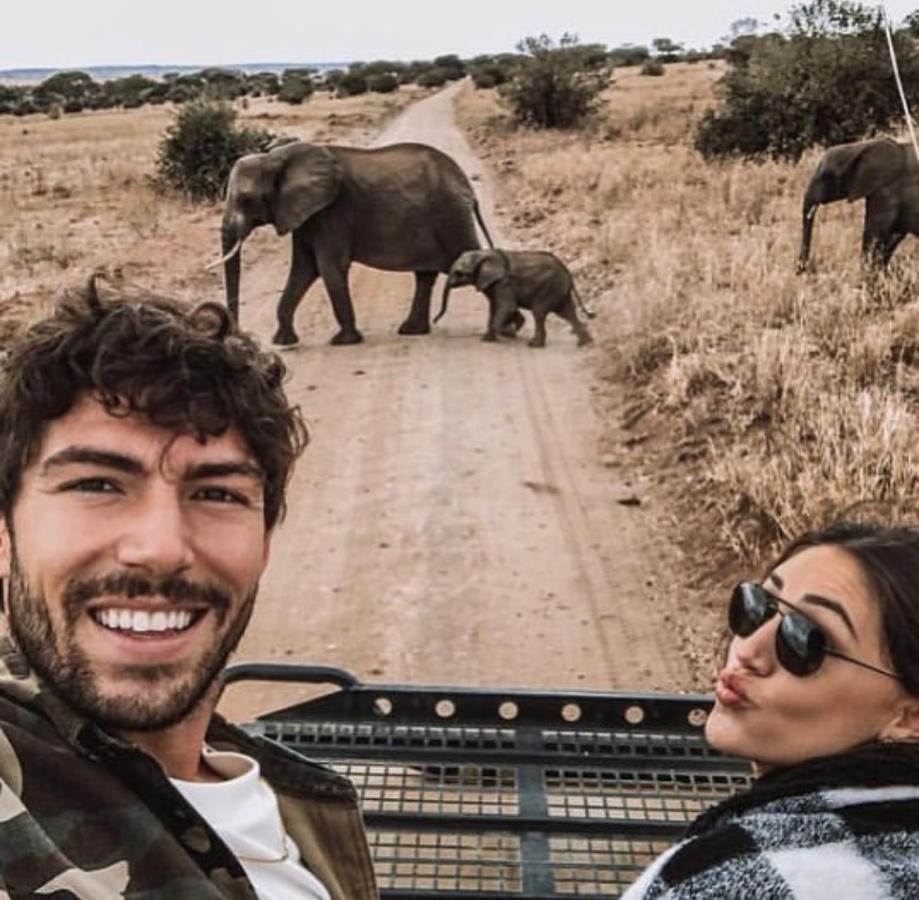 Safari Adventures-House Bed & Breakfast อารูชา ภายนอก รูปภาพ