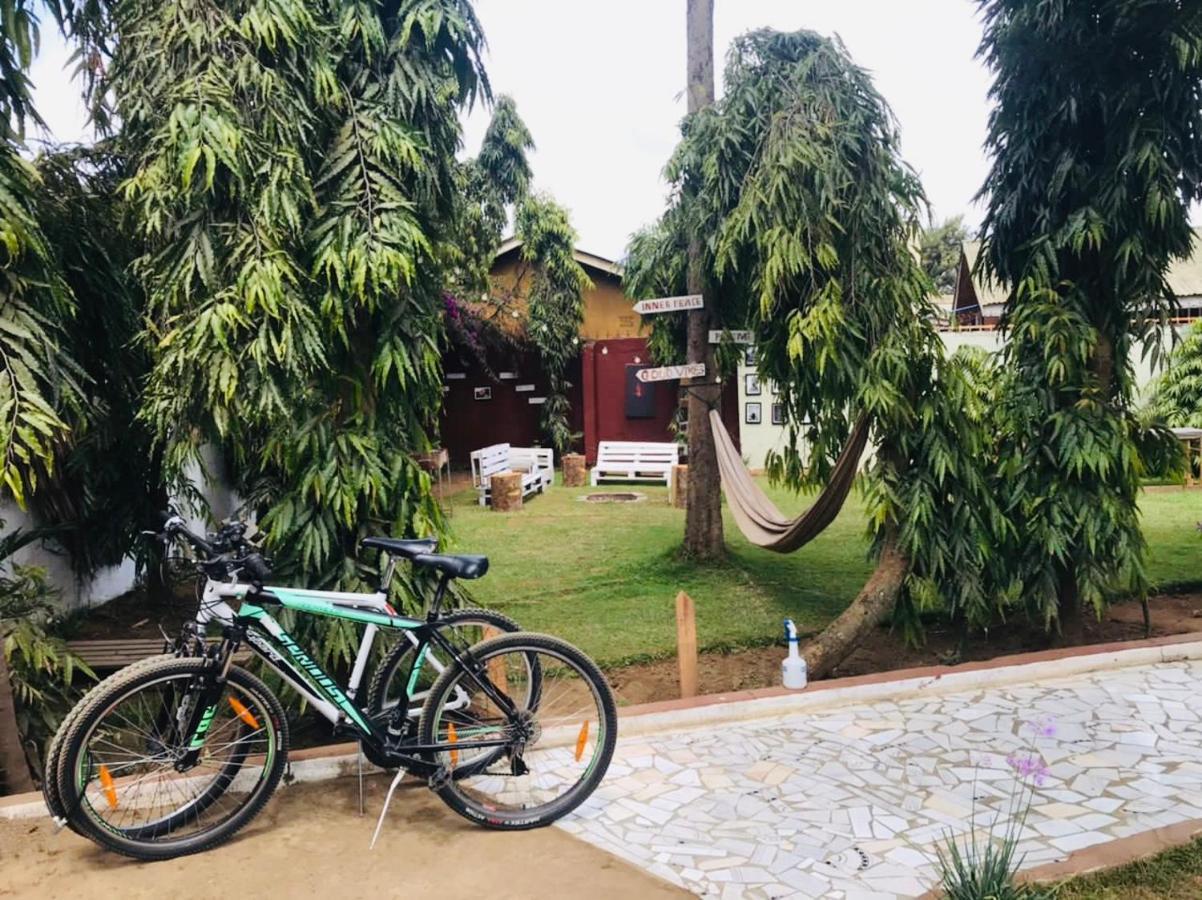 Safari Adventures-House Bed & Breakfast อารูชา ภายนอก รูปภาพ